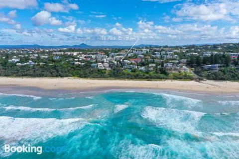 Ultimate Beachfront Living Sunshine Beach - Accommodation NT 5