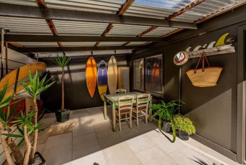 SUNSET BEACH SHACK On SURF - Accommodation NT 5