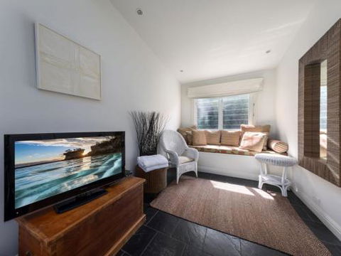 THE BEACH HOUSE Gerroa 4pm Check Out Sundays - Accommodation NT 2
