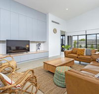 Allure on Barclay