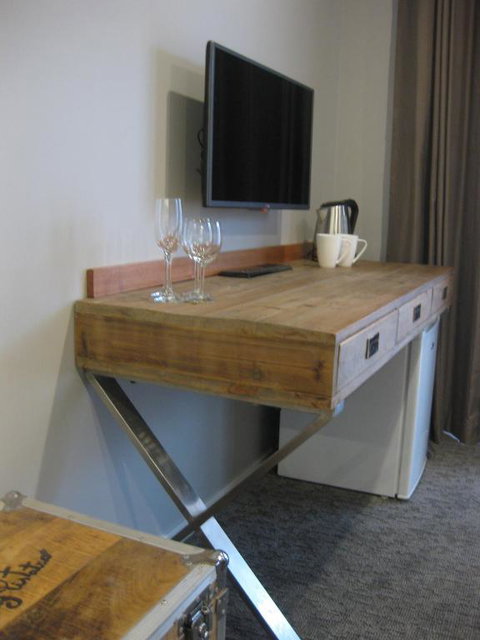 Maand Up - Accommodation NT 6