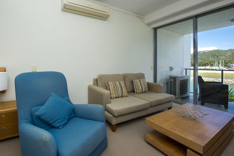 Blue On Blue Studio Room 1222 - Accommodation NT 3