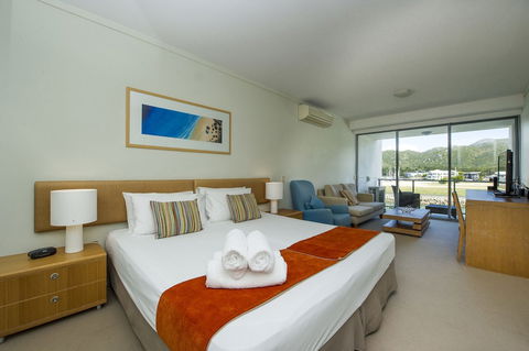 Blue On Blue Studio Room 1222 - Accommodation NT 6
