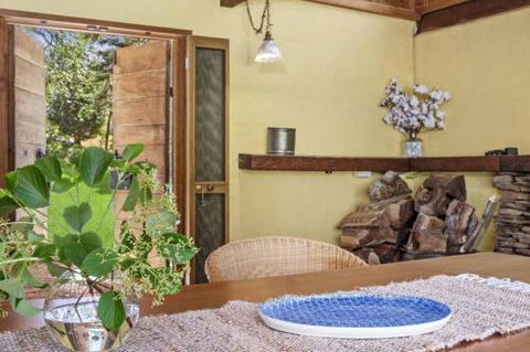 Jalscene - Accommodation NT 1