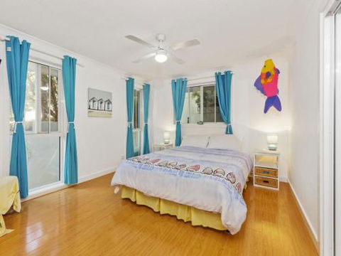 NANNY & POPPYS BEACH HOUSE Gerroa 4pm Check Out Sundays - Accommodation NT 2