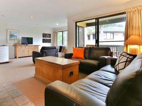 Take Time At Hyams Beach 4pm Check Out Sundays - Accommodation NT 1