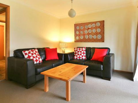 Take Time At Hyams Beach 4pm Check Out Sundays - Accommodation NT 6