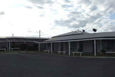 Leo Hotel Motel - Accommodation NT 1