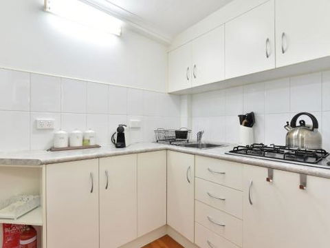 Olive Grove Studio 1 - Accommodation NT 5