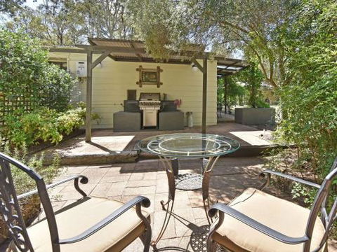 Olive Grove Studio 1 - Accommodation NT 2