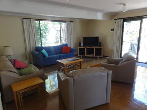 14 Tecoma Avenue Sandy Point - Accommodation NT 2