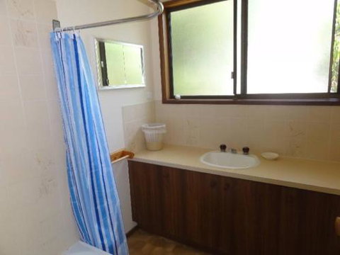 14 Tecoma Avenue Sandy Point - Accommodation NT 3