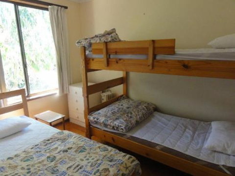 14 Tecoma Avenue Sandy Point - Accommodation NT 5