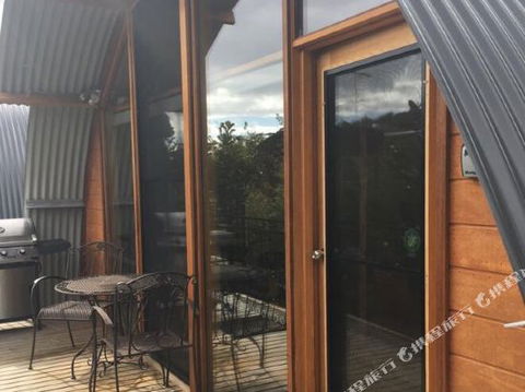 Bruny Island Accommodation 43 Degrees Beachside Studio Spa Apartments (1) - Accommodation NT 4