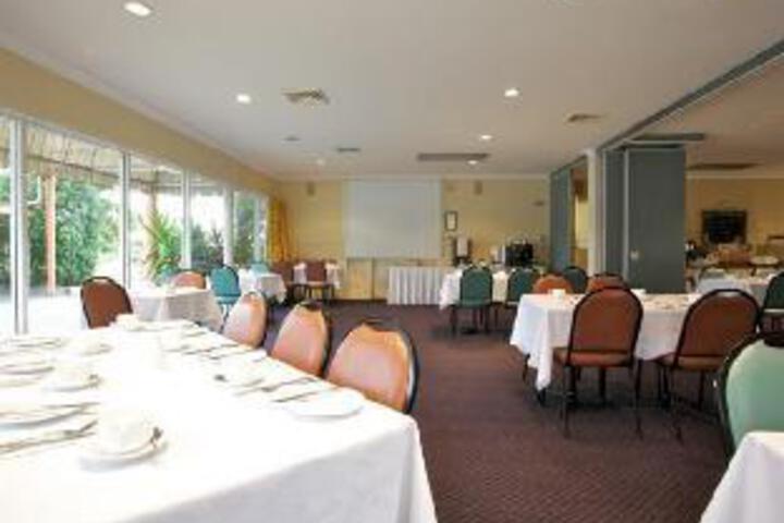  Accommodation NT
