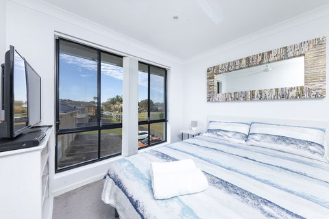 Hi Surf Unit 3 - Accommodation NT 4