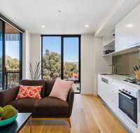 BRUNSWICK Stylish Space with Parking  Netflix - NT Tourism