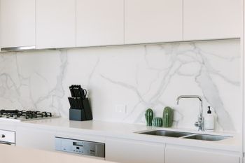 Super Spacious City View Apartments - Accommodation NT 5