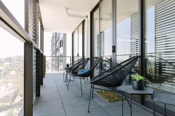 Super Spacious City View Apartments - Accommodation NT 3