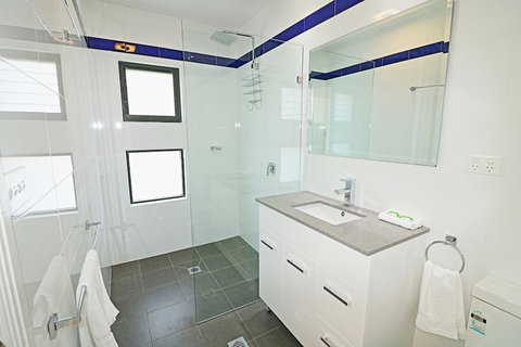 Break Point - Accommodation NT 3