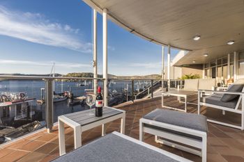 3 Bedroom Waterfront Penthouse On The Hawkesbury - NT Tourism 6