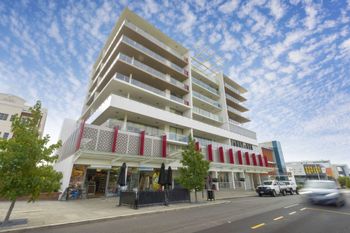 Executive Studio Inner City Apartment - Accommodation NT 0