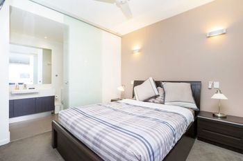 Executive Studio Inner City Apartment - Accommodation NT 4