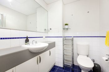 Stylish Inner City Apartment - NT Tourism 2