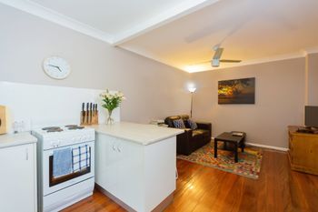 Super 1 Bedroom Pad In New Farm - NT Tourism 5