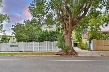 Super 1 Bedroom Pad In New Farm - NT Tourism 3
