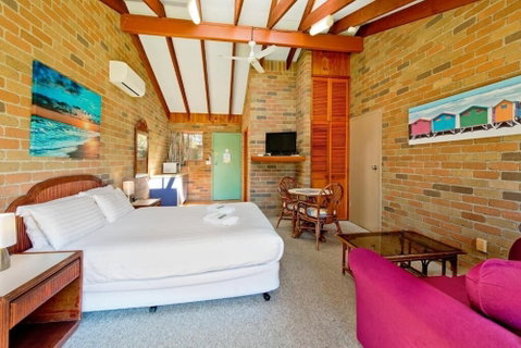 Crescent Head Resort & Conference Centre - Accommodation NT 4