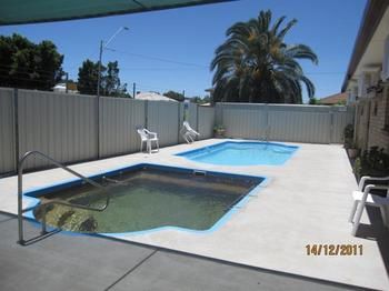 Dragon & Phoenix Motel - Accommodation NT 1