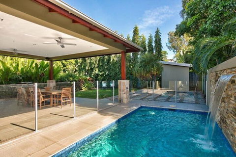 Luxury Home Near Marina - Accommodation NT 1