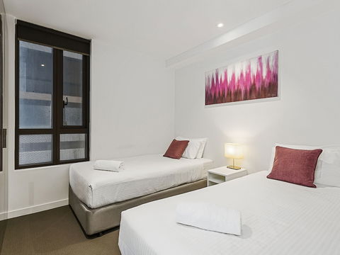 CHARLOTTE Manhatten Building Near Spencer St. & Southern Cross Station - Accommodation NT 0