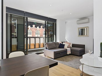 CHARLOTTE Manhatten Building Near Spencer St. & Southern Cross Station - Accommodation NT 6