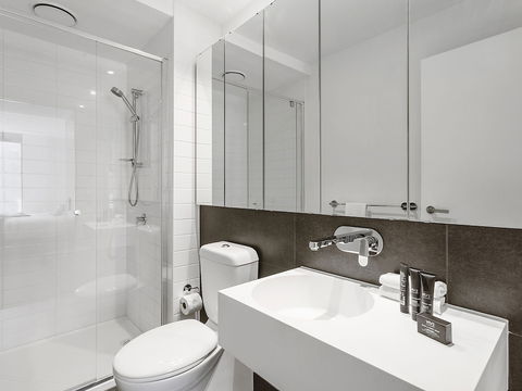 CHARLOTTE Manhatten Building Near Spencer St. & Southern Cross Station - Accommodation NT 2