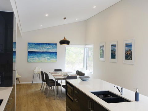 The Villa Dunsborough - Accommodation NT 5
