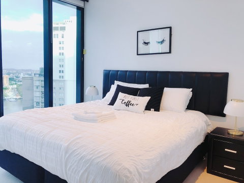 Skytower Apartment - Accommodation NT 3
