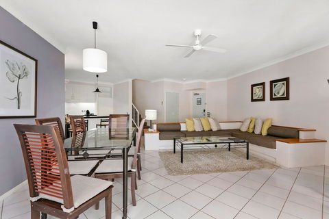Poolside Apt In Alamanda Beachfront Resort 67 - Accommodation NT 5