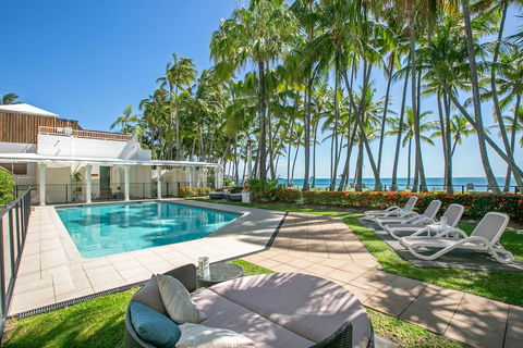 Poolside Apt In Alamanda Beachfront Resort 67 - Accommodation NT 0