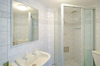 Syrenense Apartments - Accommodation NT 0