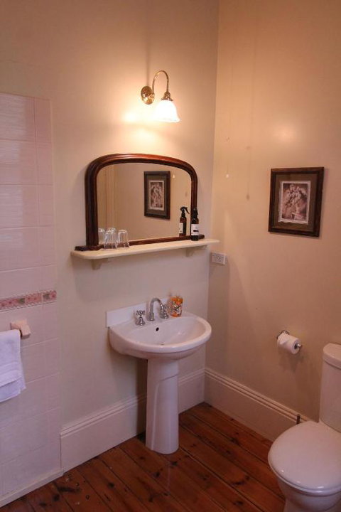 Palm House - Accommodation NT 5