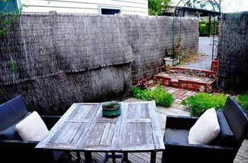 Little Auberge - Accommodation NT 1