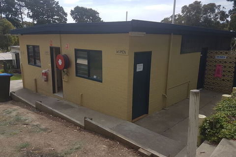 Lakes Caravilla Caravan Park - Accommodation NT 3