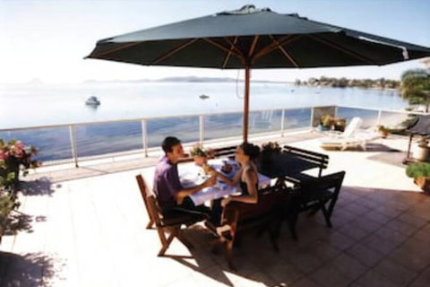 The Mitchells Waterfront Bed & Breakfast - NT Tourism 0