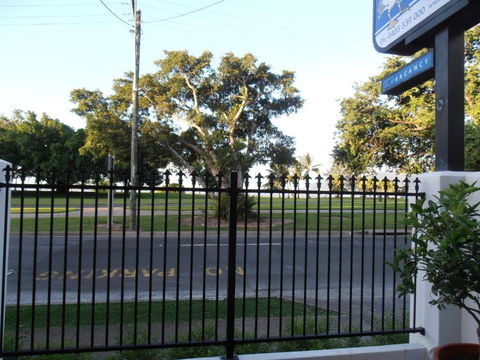 Floriana Villas - Accommodation NT 3