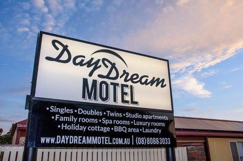 Daydream Motel And Apartments - Accommodation NT 4