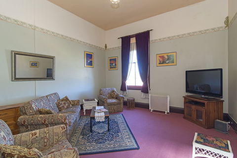 Historic Stannum House - Accommodation NT 6