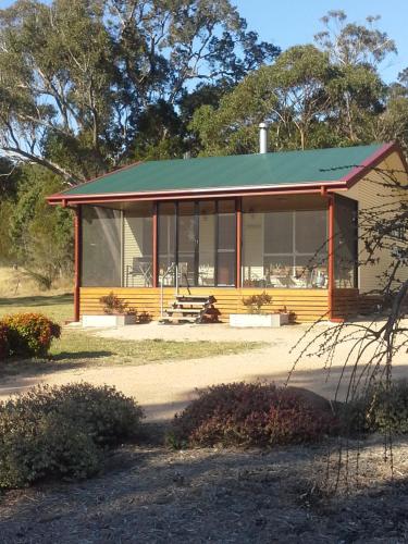 Maric Park Cottages - NT Tourism 1