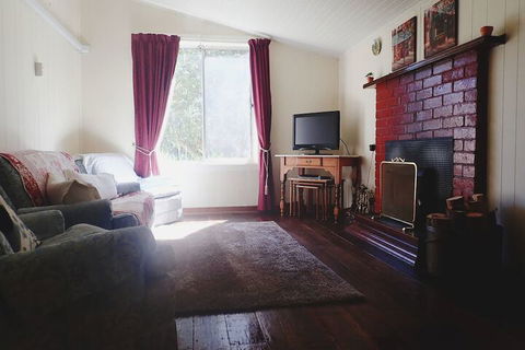 Glenbrook House And Cottage - Accommodation NT 7